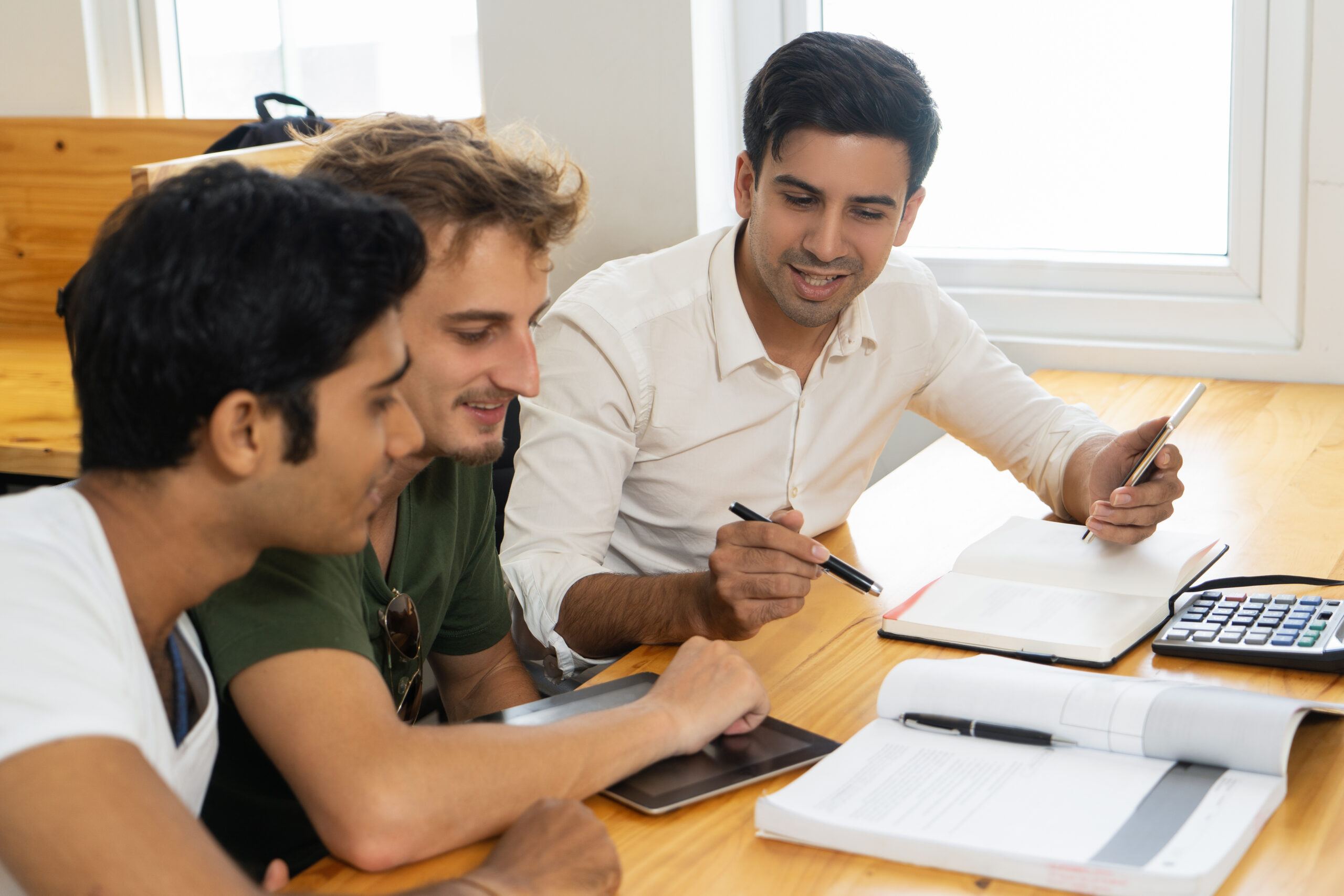 Why You Should Hire Loan Settlement Experts Instead of Handling It Yourself